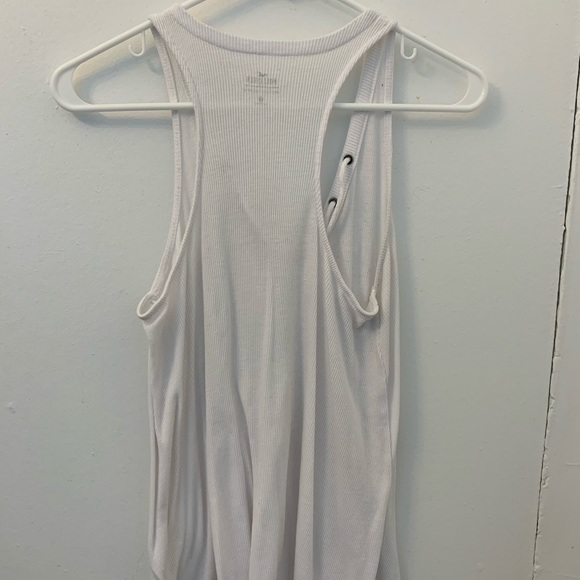 Top - Picture 2 of 3